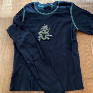 Brandy dragon embroidered with outer green stitch